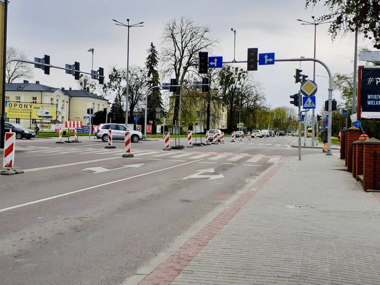 Zamiast skrzyżowania będzie rondo. Przebudowa ruszyła. Są utrudnienia!